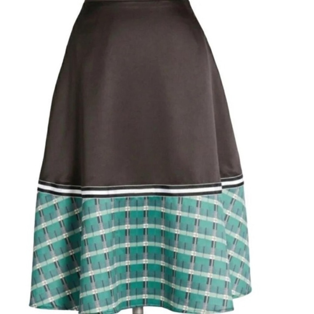 ModCloth Hutch "On the Brink of Brilliant" Holiday Green Plaid A Line  Skirt